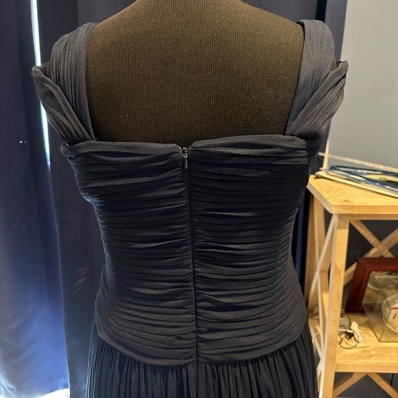 JS Collections navy blue gown - Picture 5 of 6